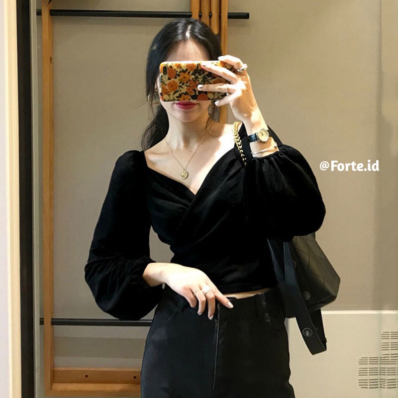 kemeja beludru wanita lengan panjang hitam Korean retro style Crop blouse Shirt