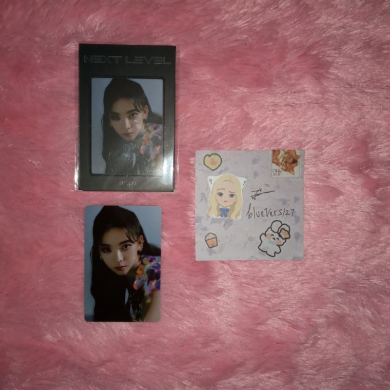 PHOTO MAGNET NEXT LEVEL KARINA AESPA