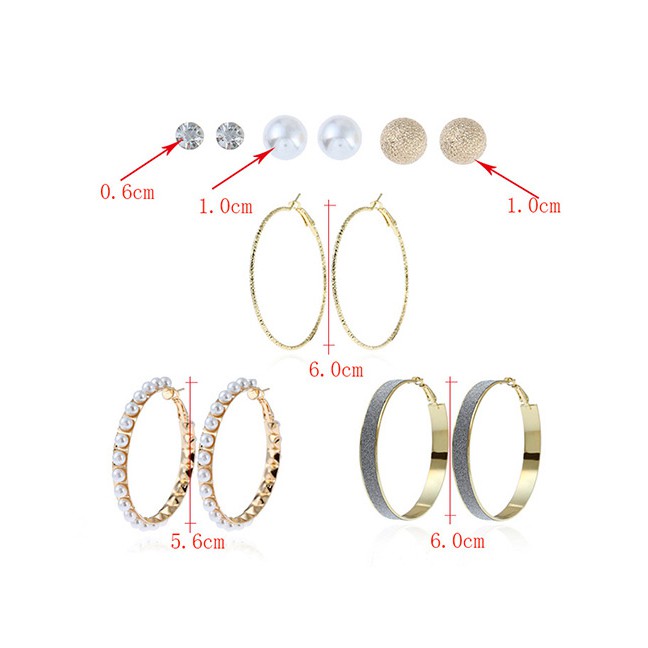 LRC Anting Set Fashion Gold Color Circular Ring Shape Decorated Earrings ( 12 Pcs )