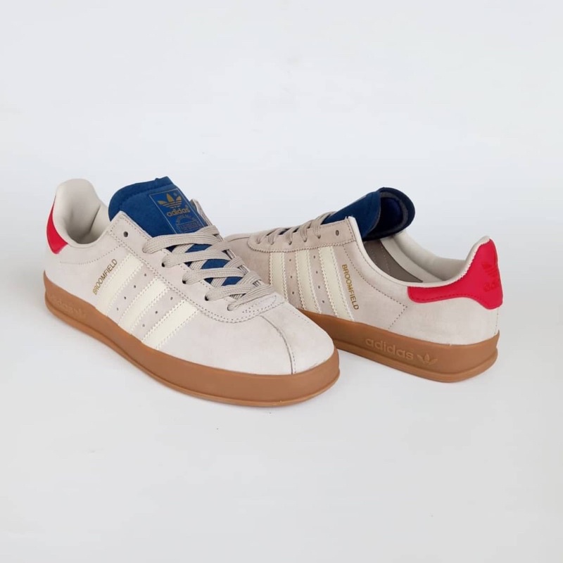 Sepatu Adidas Broomfield Beige Cloud White Gum Red Navy Blue