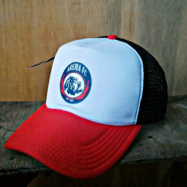 Topi Arema