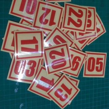 

STIKER CUTTING ANGKA DLM KOTAK UK 9 CM BAHAN REVLEKTIVE