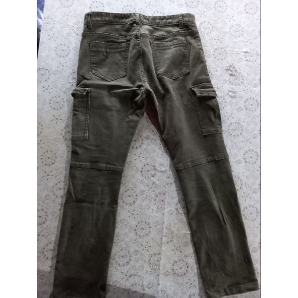 Celana Cargo hijau army second/ preloved