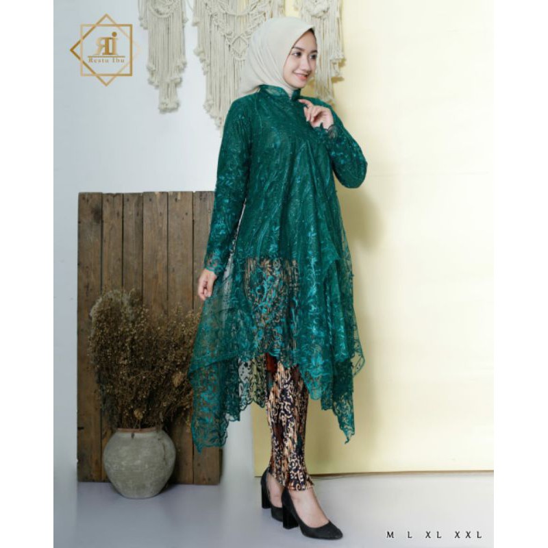 Kebaya modern