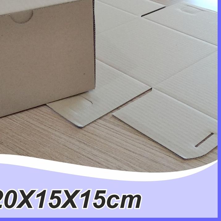 

➱ (10 pcs) Karton Box Polos uk 20x15x15 cm BF Kardus Packing Murah Box die cut kotak kue kotak baju aksesoris ✮