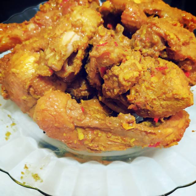

Ayam kuning bumbu rempah