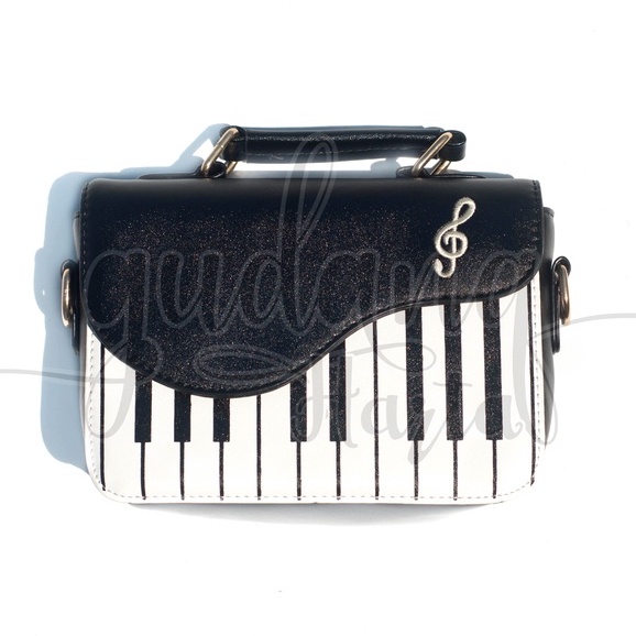 GEMEZZ Tas Wanita Model Piano Tas Selempang Jinjing Black White GG 404006