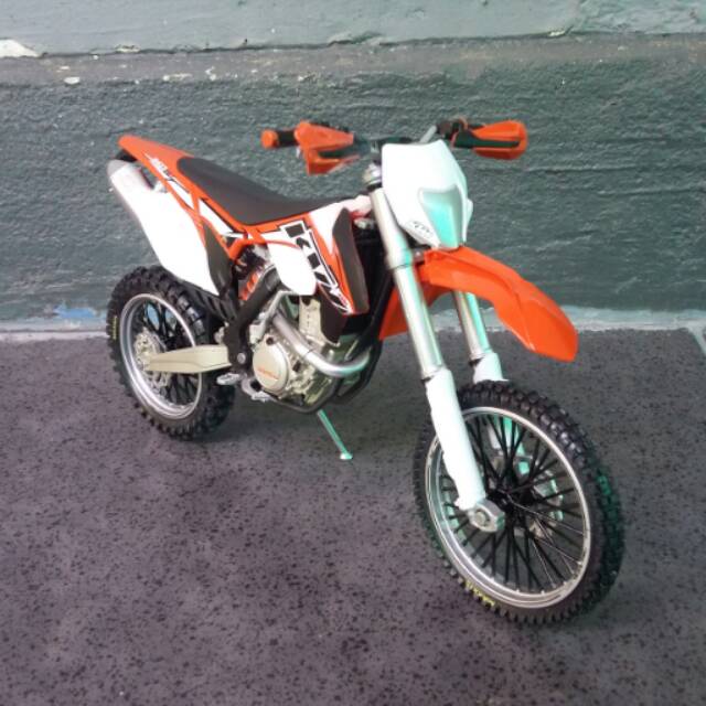 Diecast / Miniatur Motor Cross KTM 350 EXC-F 2014 Skala 12