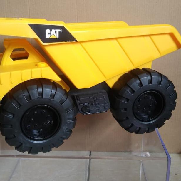 cat tough tracks the feel of real dump truck by caterpillar