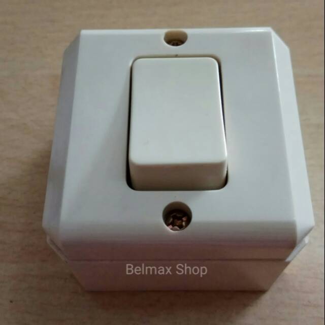 Saklar Engkel Broco Tempel / Saklar Tunggal Outbow/Sakelar Broco /Sakelar Lampu/Cetrekan Broco/Cetre