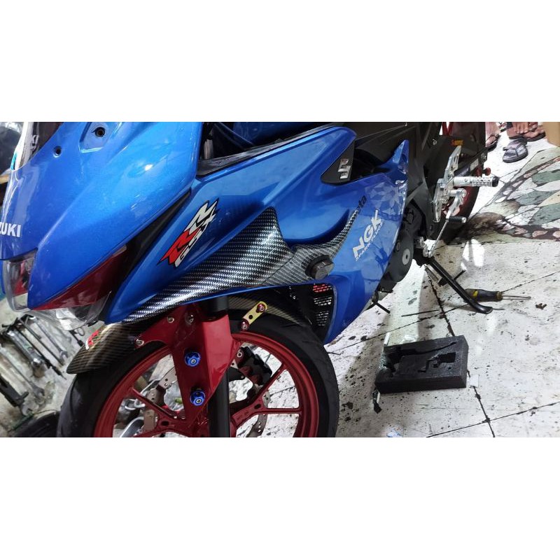 AERO FAIRING Suzuki GSX 150 R Besic moto GP CARBON CLUP