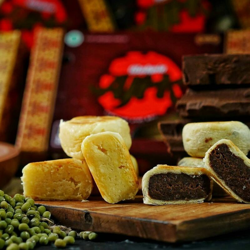 

BAKPIA ASLI BALI "BAPKPIA AJIK" ENAAAKK ISI 15 PCS + BUBBLE WRAP