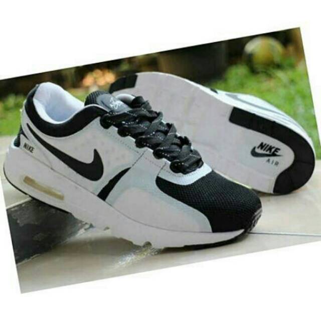 NIKE ORIGINAL AIRMAX ZERO LYMITED ET