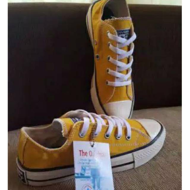 COD Sepatu cnvrs allstar CT kuning / yelow