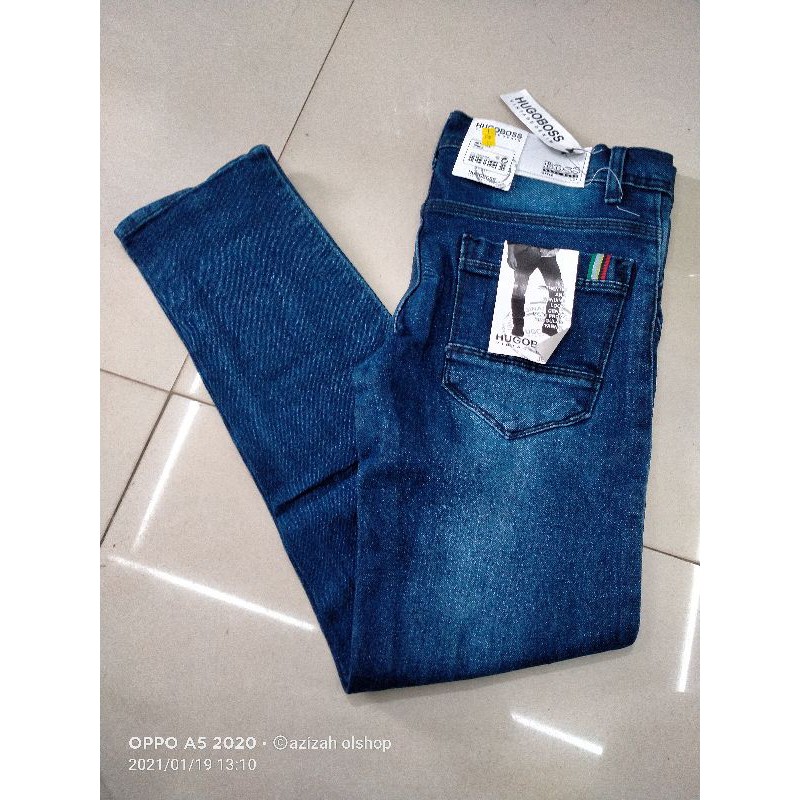 

sepan pensil cowok levis