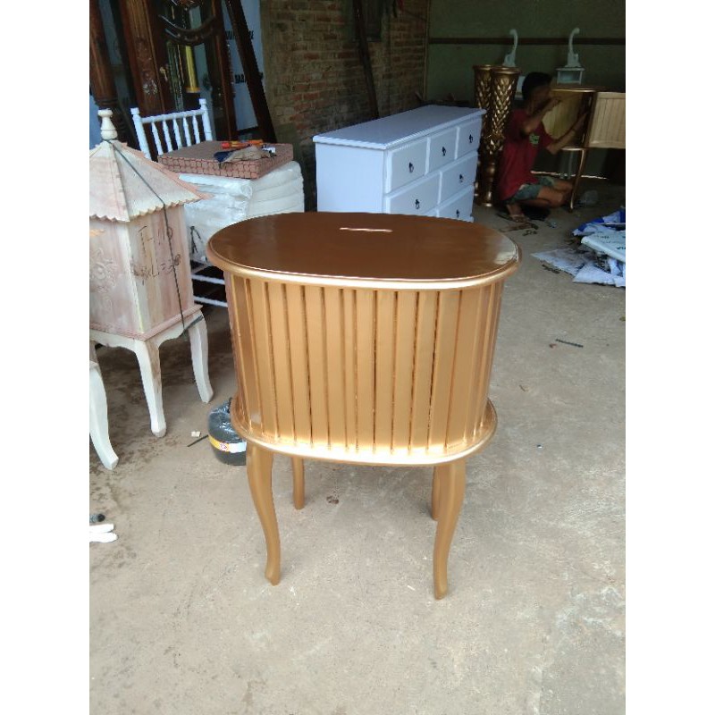 

kotak angpao/meja amplop salur.