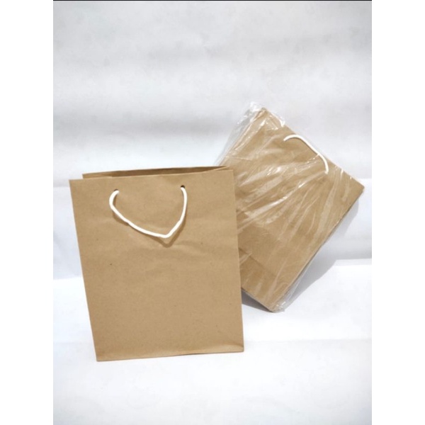 

Paper Bag coklat polos (1 pak isi 12 biji)