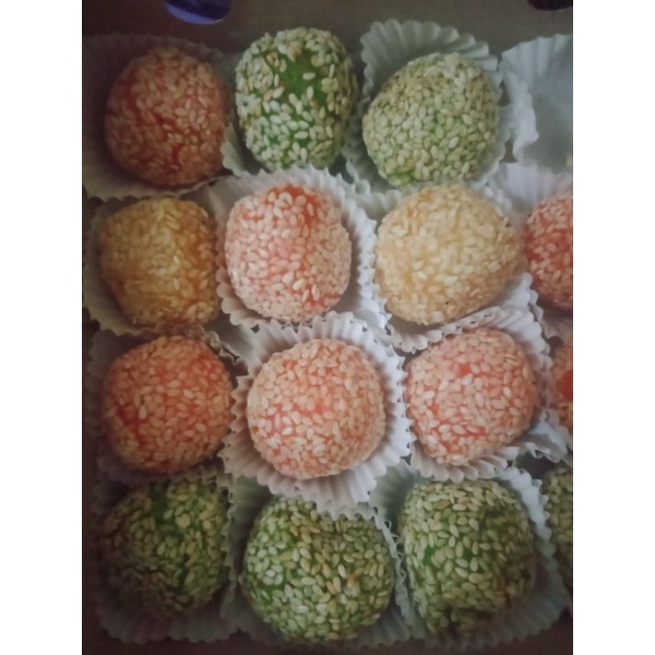 

onde onde unyil/onde pelangi isi 20biji