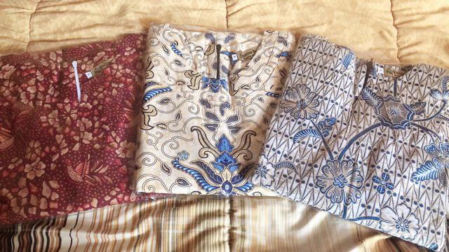 Tunik Batik Premium Lapis Full Furing Tricot Motif Bunga Biru