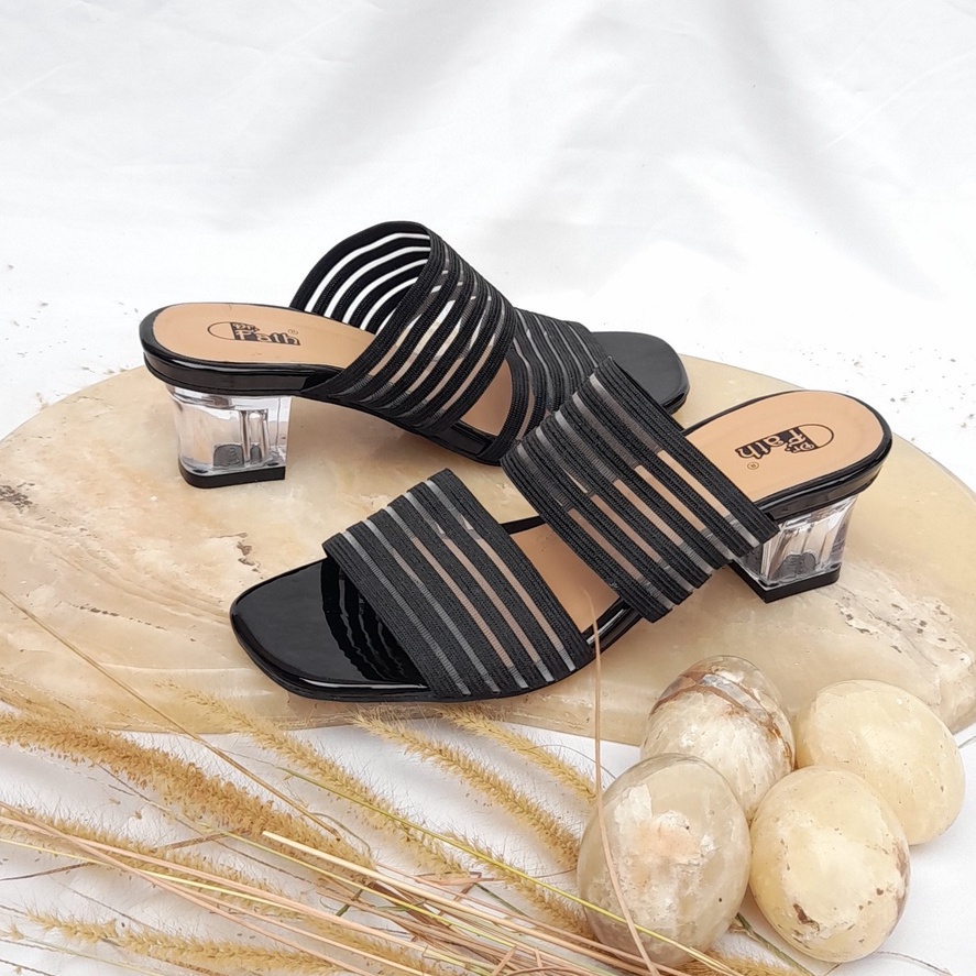 SW 99 Sandal Heels wanita Hak Kaca 5 cm Tali Karet AM-07