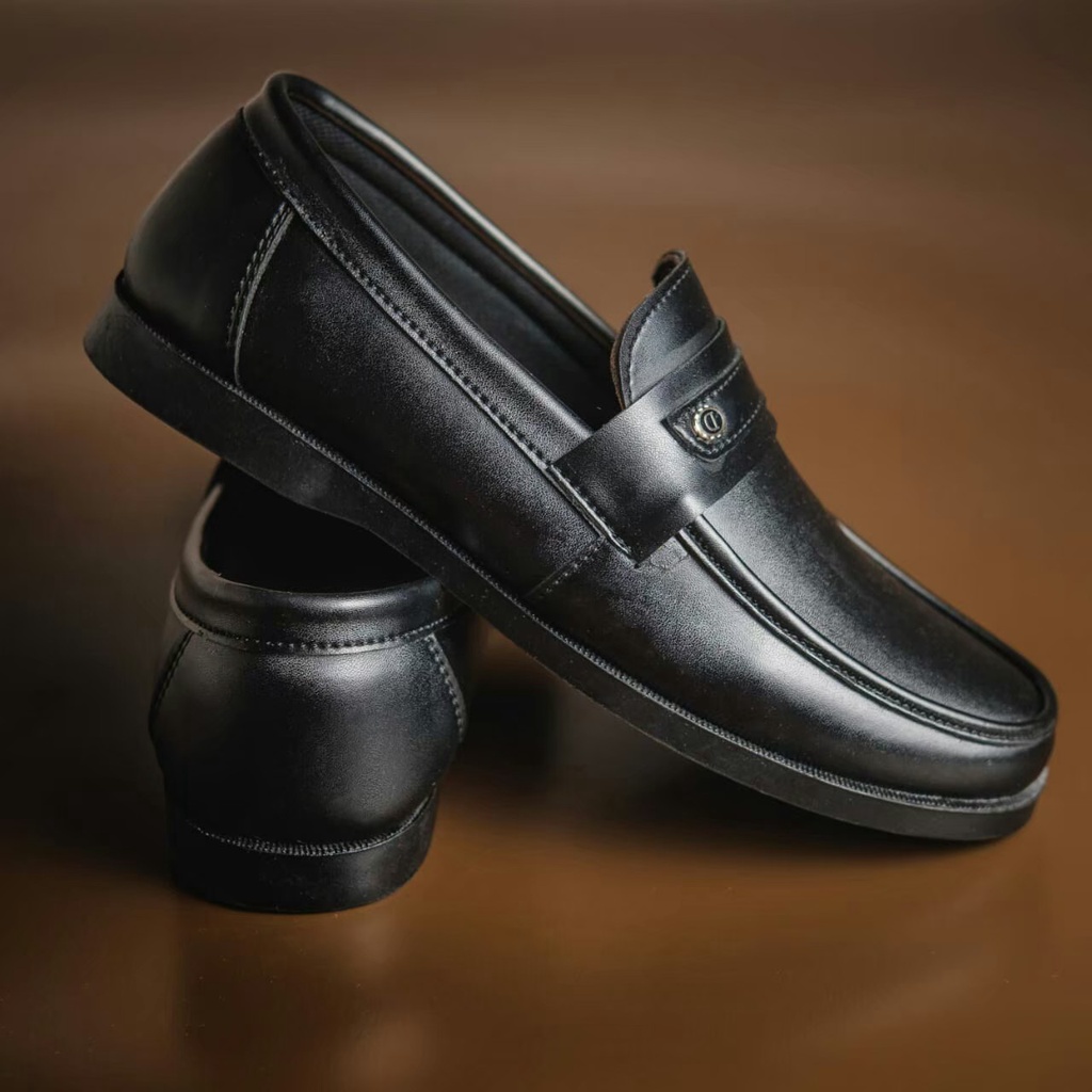 HDS X DTSDE sepatu Formal pria kasual slip on kulit pu sepatu kerja sepatu trendy terbaru