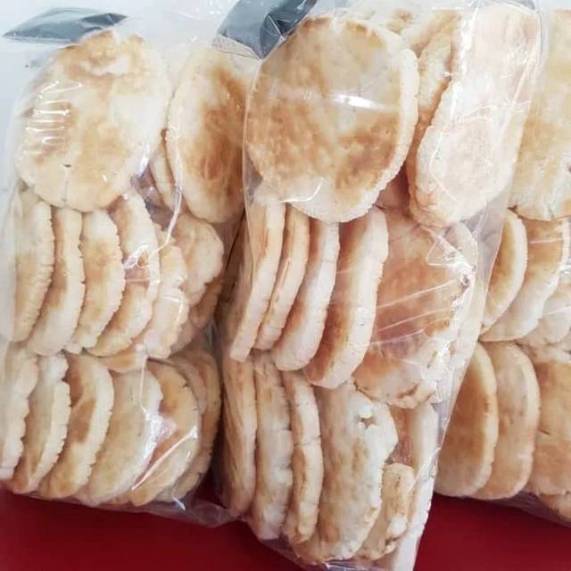 

KERUPUK KEMPLANG PANGGANG BASLI PALEMBANG MURAH ENAK GURIH