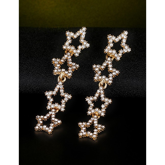LRC Anting Tusuk Fashion Real Gold Alloy Rhinestone Pentagonal Earrings F79761