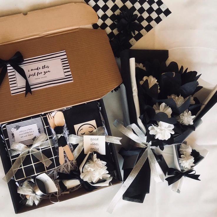 

☈Super Promo☈ TILFV BIG GIFT BOX hampers aesthetic cewe cowo kado ulang tahun wisuda anniversary wedding etc 47 ✫Terlaris