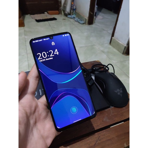 Sharp Aquos Zero 2_ 8/256GB