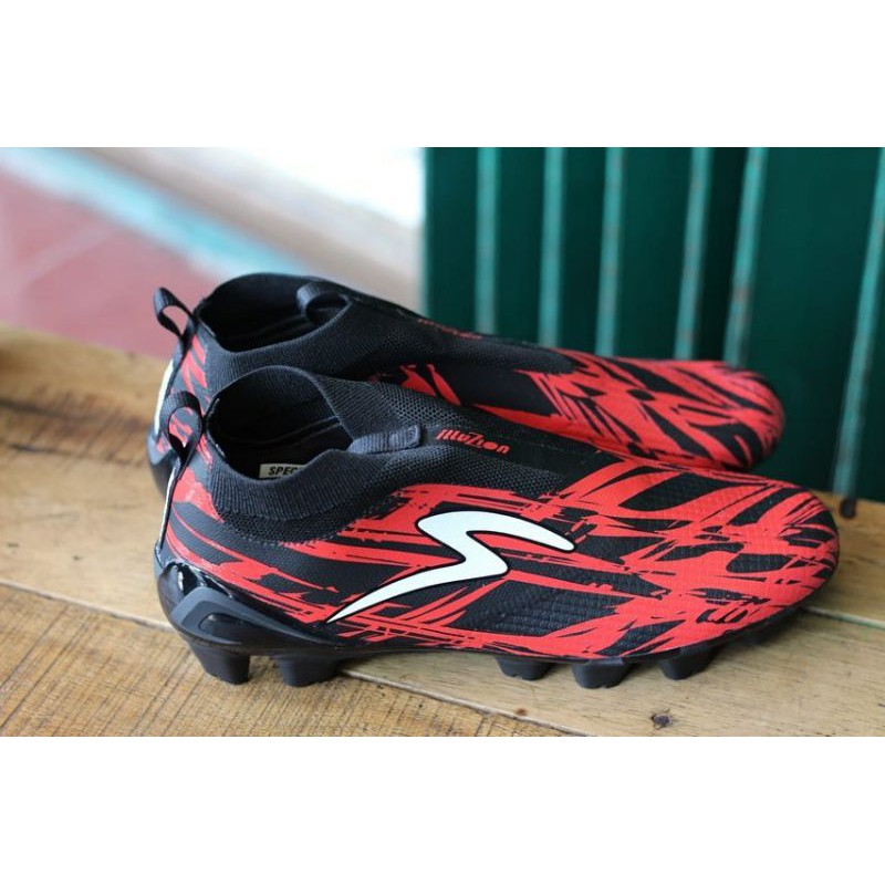 Sepatu Bola Accelerator Illuzion Laceless