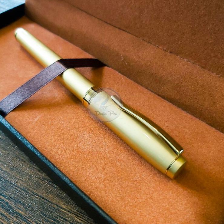 

[PRODUK DNMAG] Pen Roller Metal Ekslusif ROL F1, Elegan Bisa Grafir Logo, Ukir nama G8B