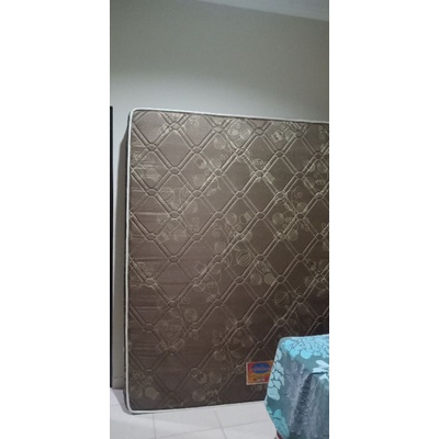 Preloved Spring Bed Interland ukuran 160*200 (second/bekas)