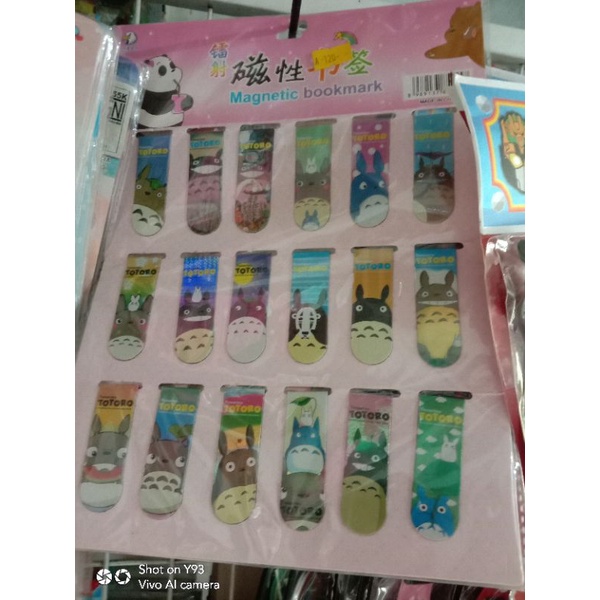 

Pembatas buku magnet per lembar