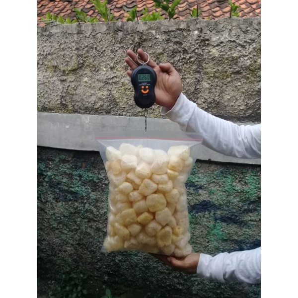 

KERUPUK KULIT SAPI (ASLI) 250gr (1/4kg)