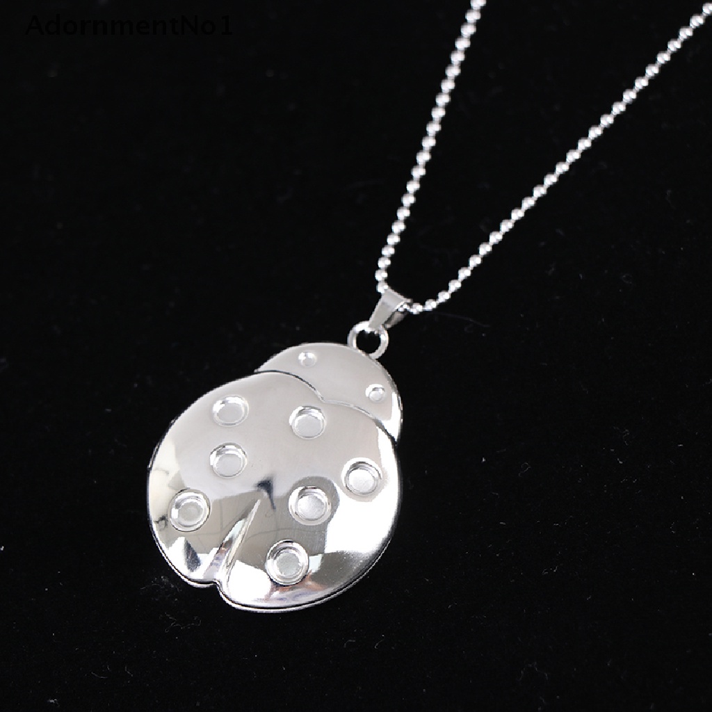[AdornmentNo1] Unique Carved Design Photo Frame Pendant Necklace Charm Openable Locket Necklace [new]