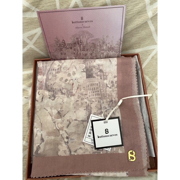 Buttonscarves New York Reborn Collector’s Collection Blush