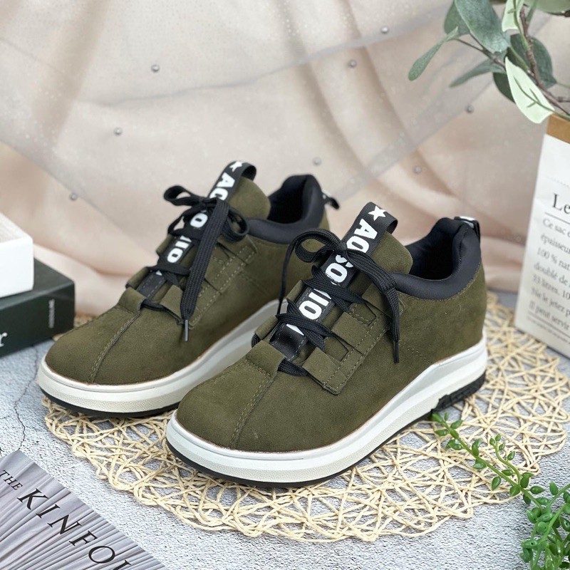 Sneakers r668 sepatu wanita import