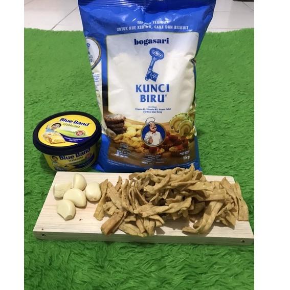 

NEW ARRIVAL kue bawang padang/keripik bawang 500/750gram @ 871