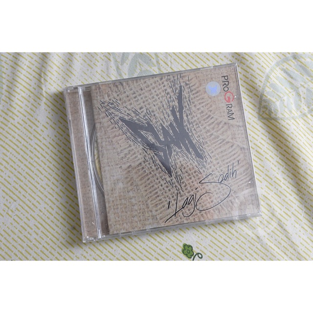 CD Slank 6 Lagi Sedih