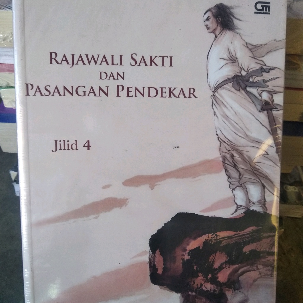 Original RAJAWALI SAKTI DAN PASANGAN PENDEKAR Jilid 4 - Jin Yong