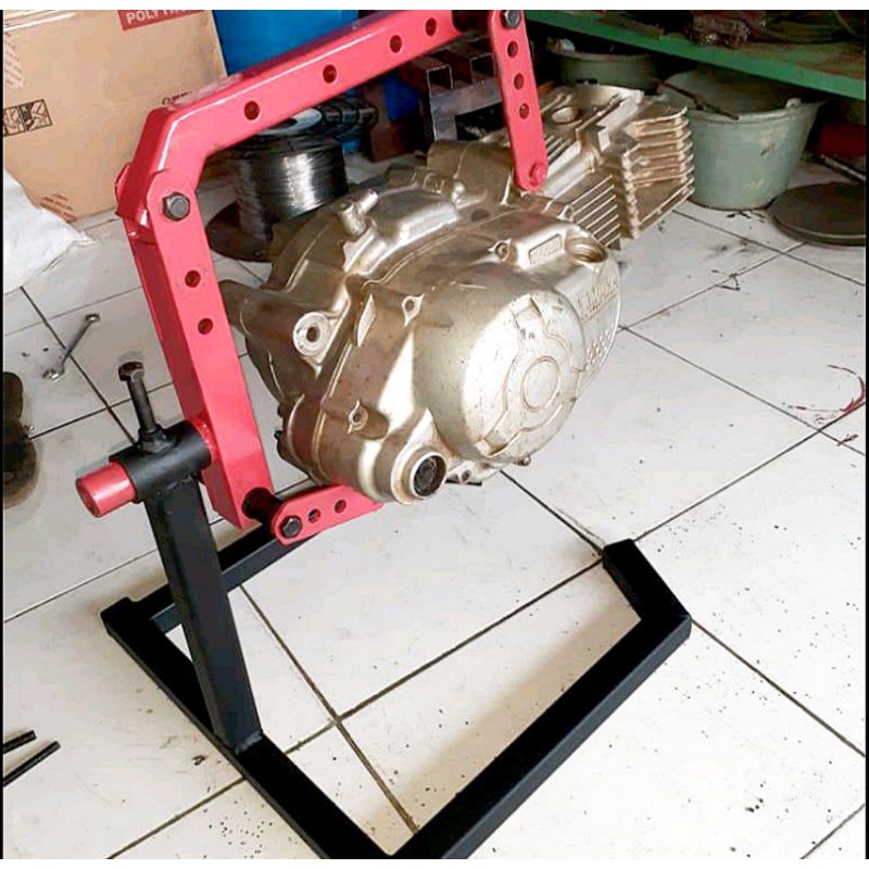 dudukan mesin engine stand