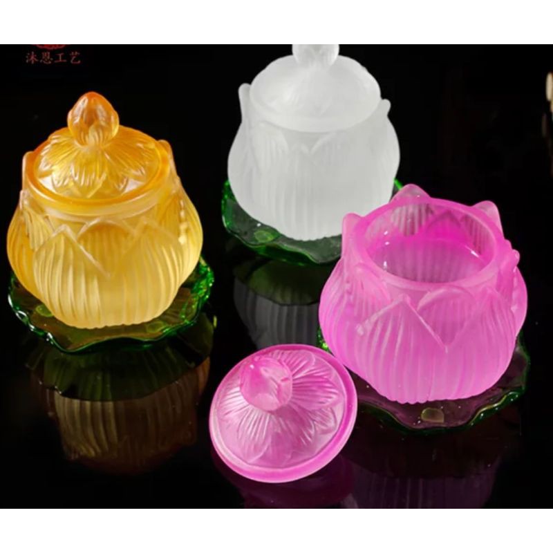 Gelas/cangkir teratai utk altar.