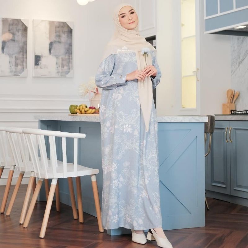 Harumi abaya jasmine by Lidia Hadiwinoto.