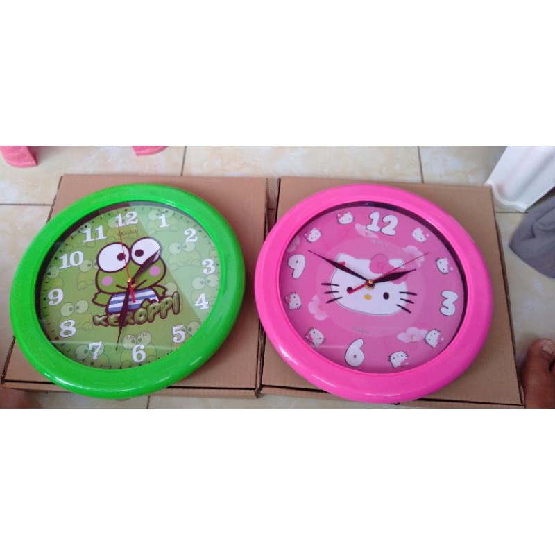 jam dinding karakter /jam dinding ogana/ogana