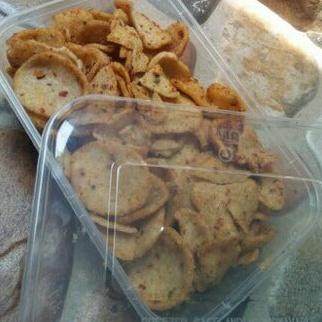 

TERLARIS Basreng daun jeruk Box 150gr