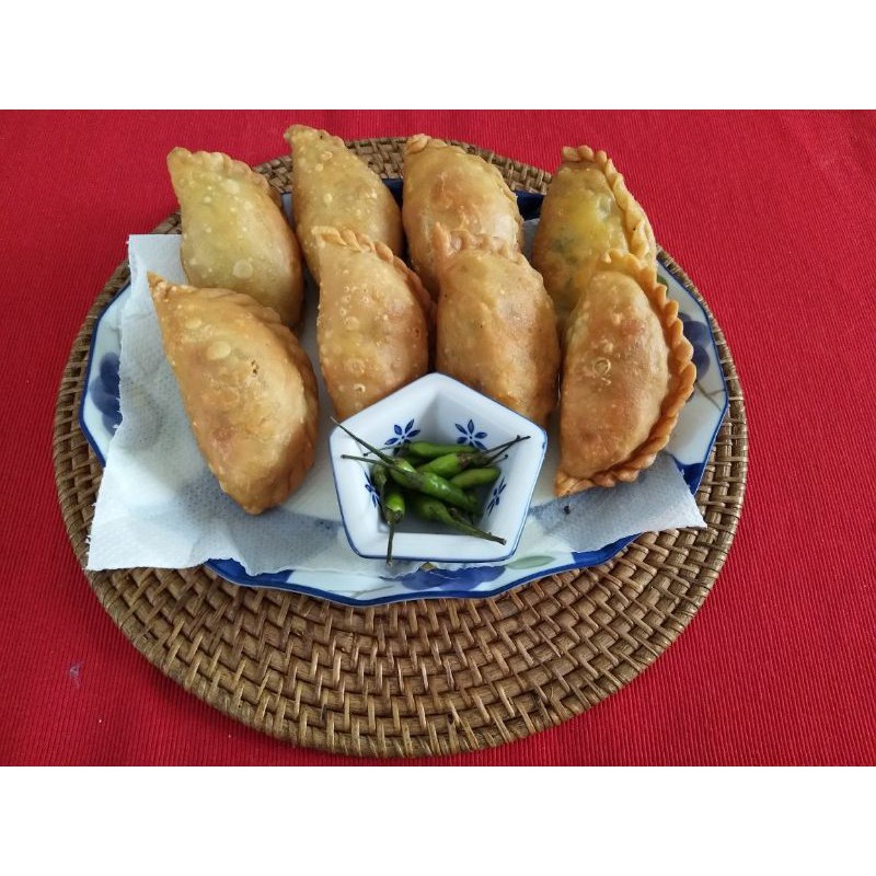 

Pastel Ayam Matang