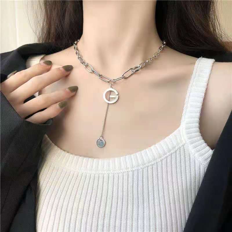 Ins dingin gaya Korea G surat kalung niche desain Panjang kalung temperamen 2021 Baru sweater chain