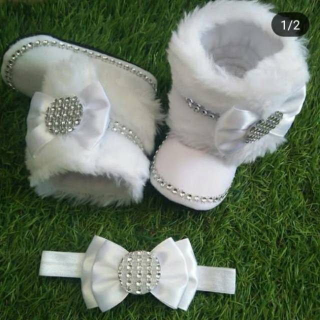 1 set (sepatu boots+ bando)