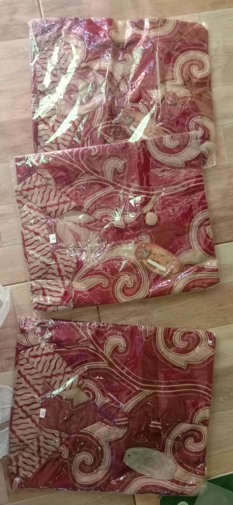 Atasan Batik Dolby Dolbi Dobby Doby Tenun Sutra Tulis Halus Katun Atbm Baron ,sarombit Atasan