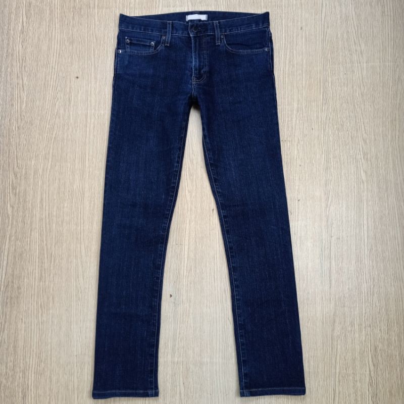  Celana  UNIQLO  jeans  slim fit straight second original 